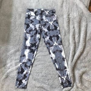 New girls champion tights size large